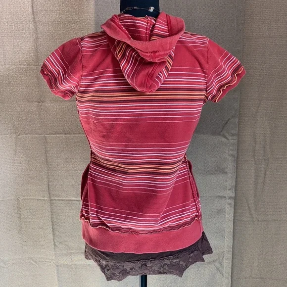 Maurice’s Burnt Red with Stripes Short-sleeve Hooded Top with Pockets Size S - Picture 4 of 10